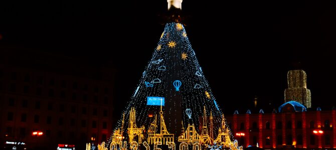 Frohe Weihnachten und ein glückliches Jahr 2023 von Best of Caucasus